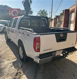 نیسان نەڤارا